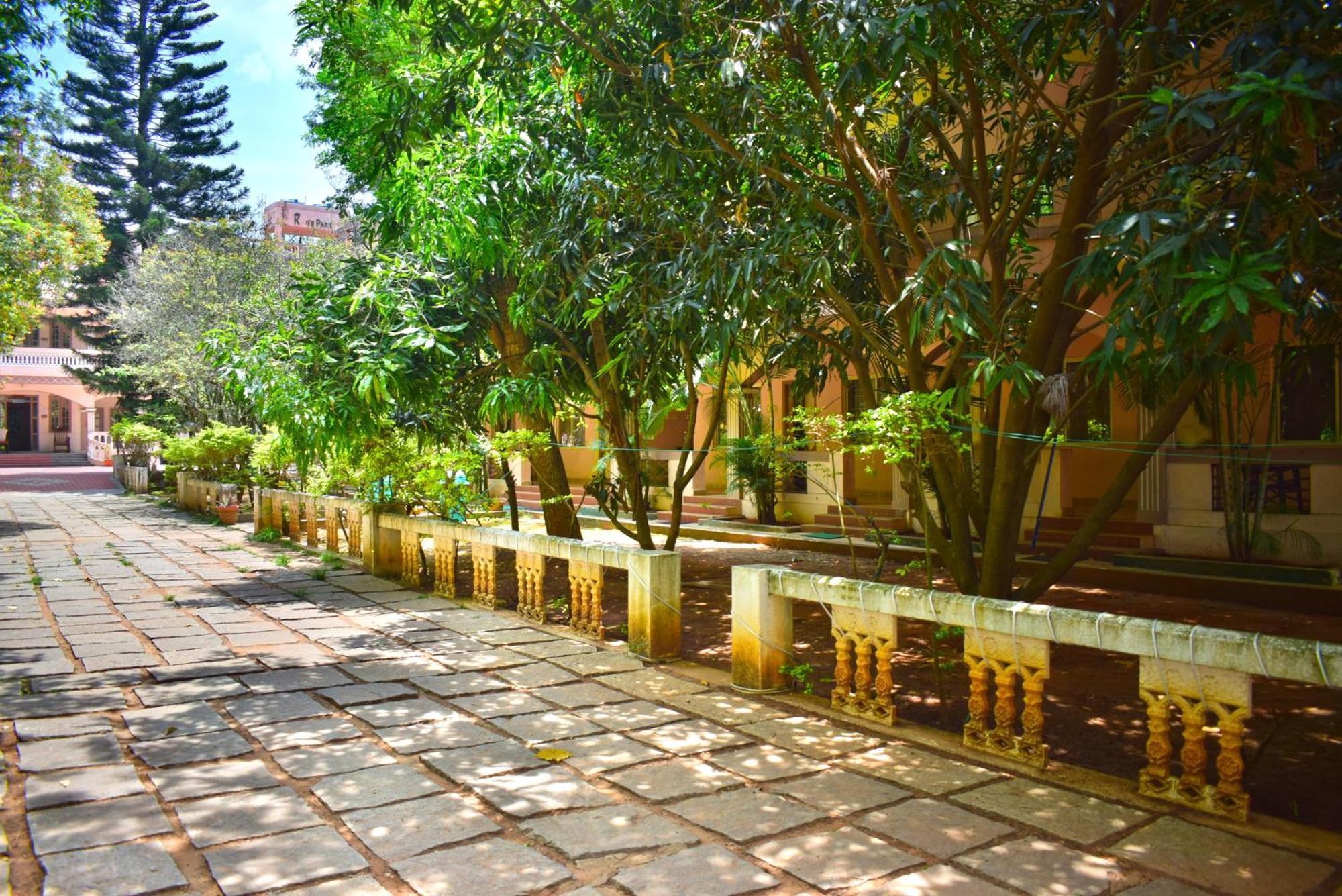 Jains Royal Palace Resorts Yelagiri Luaran gambar