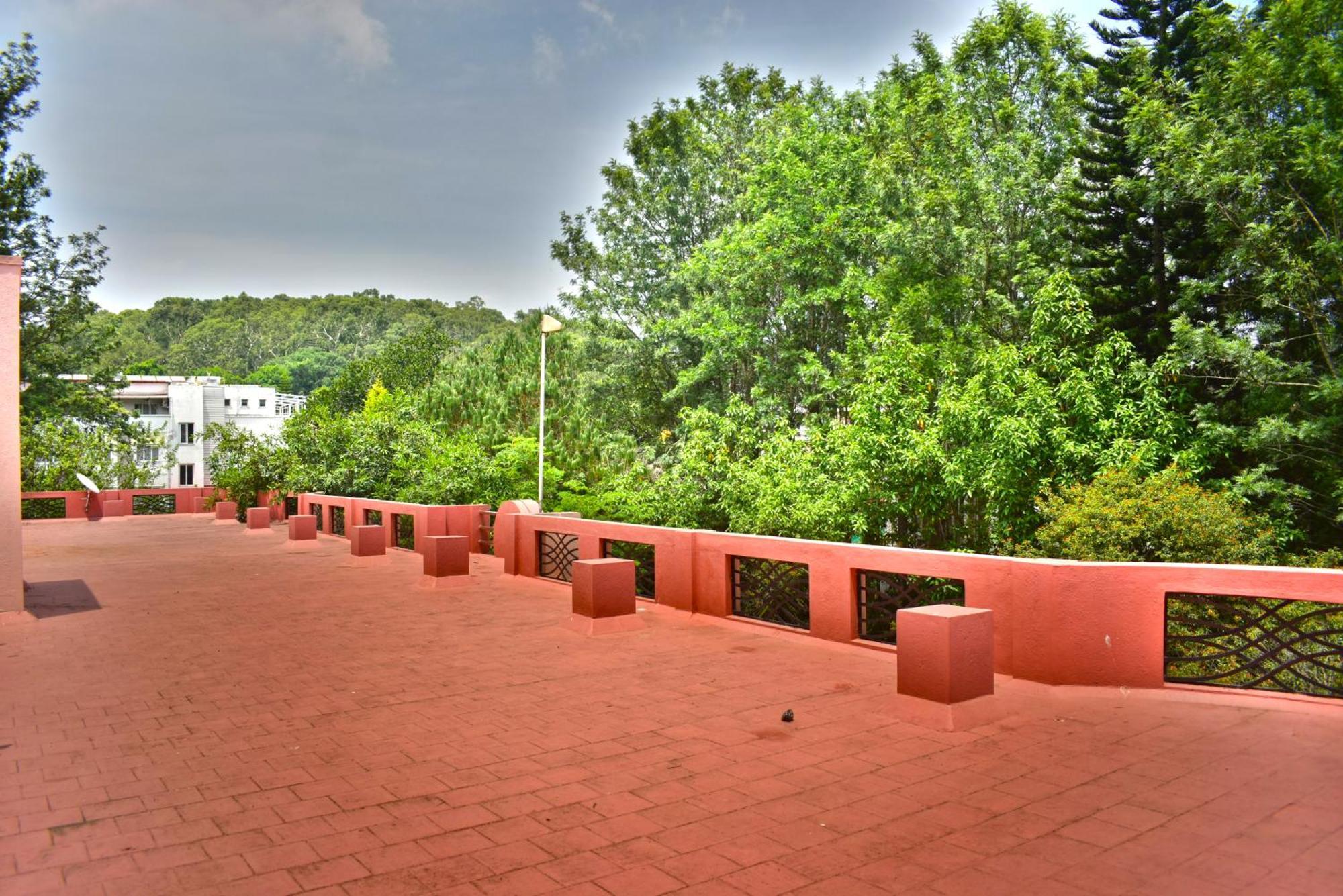 Jains Royal Palace Resorts Yelagiri Luaran gambar