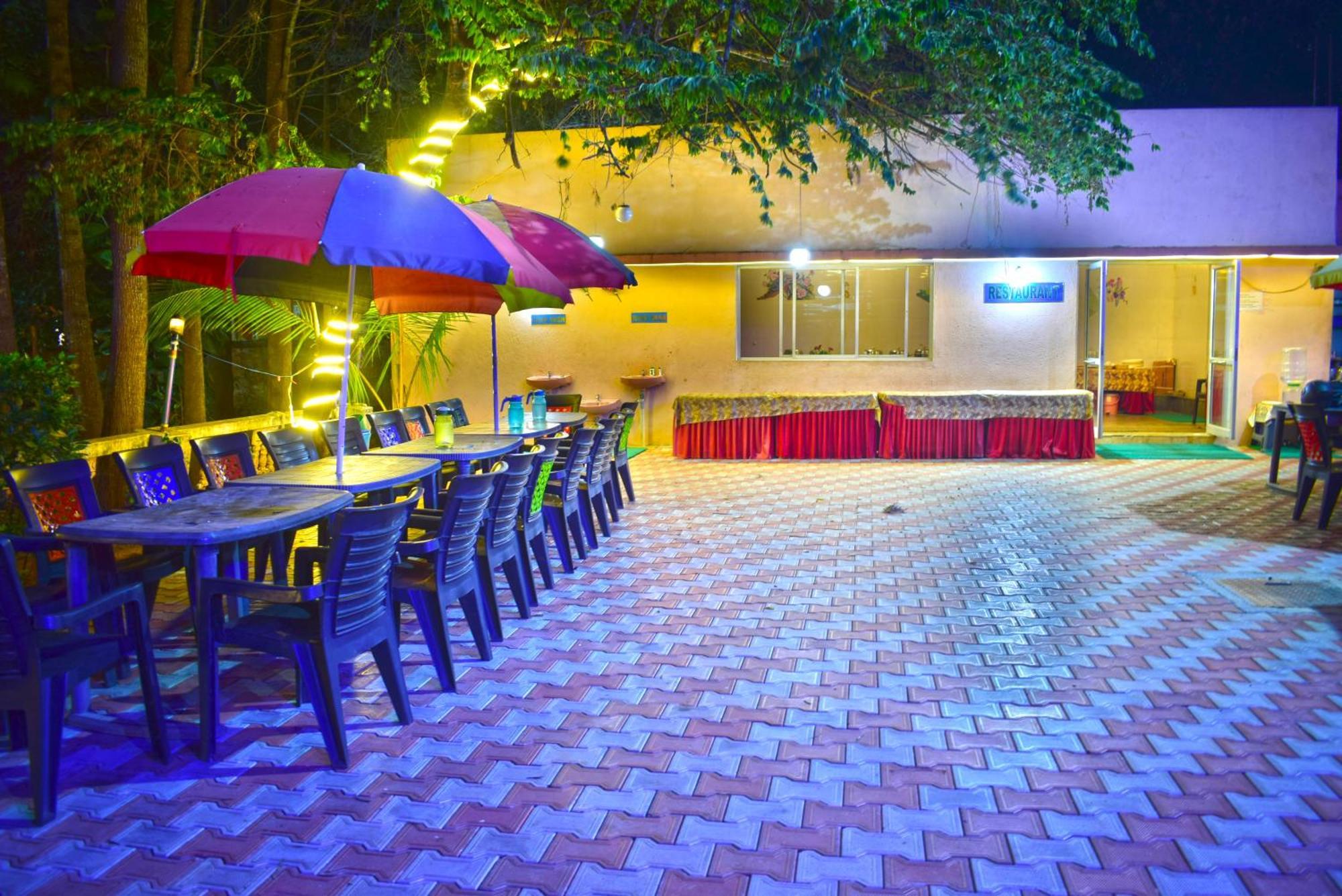 Jains Royal Palace Resorts Yelagiri Luaran gambar