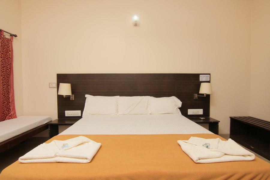 Jains Royal Palace Resorts Yelagiri Luaran gambar