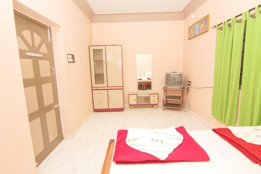 Jains Royal Palace Resorts Yelagiri Luaran gambar